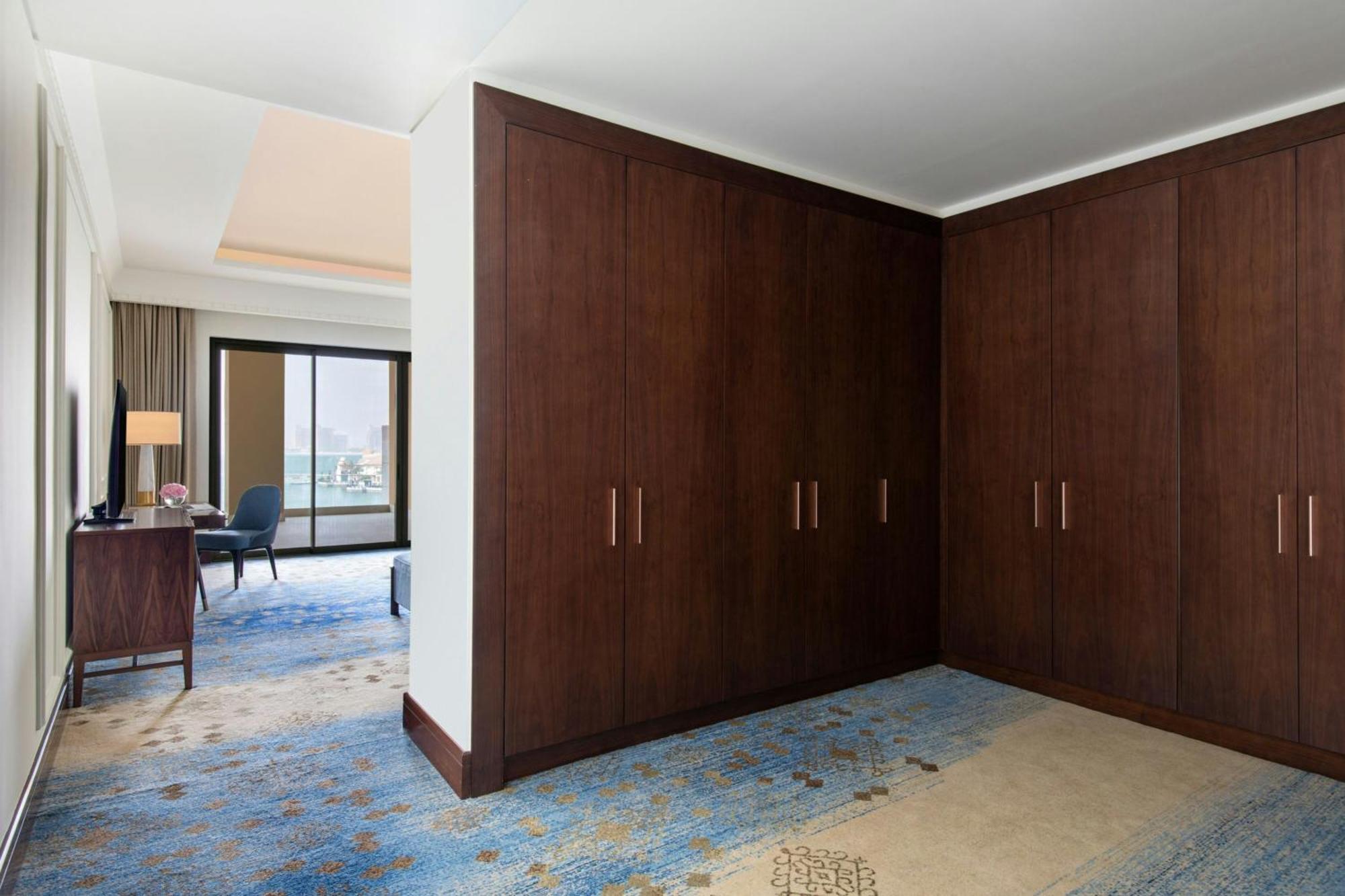 The St. Regis Marsa Arabia Island, The Pearl Qatar Doha Exterior foto